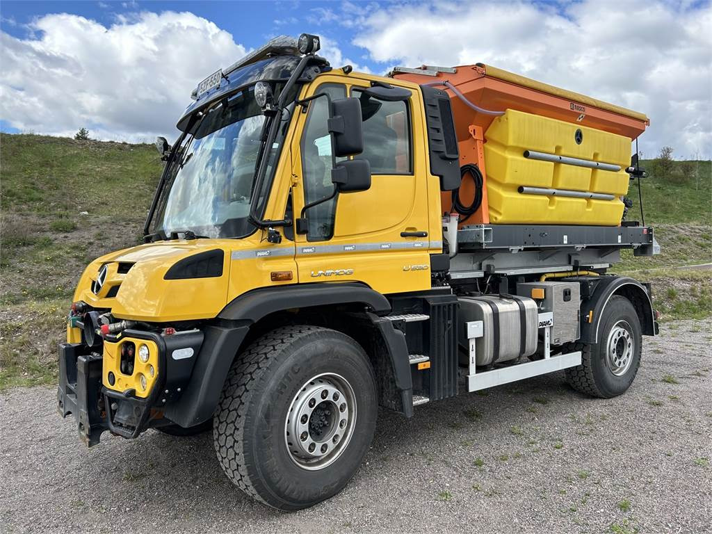 Коммунальная/ Специальная техника Mercedes-Benz UNIMOG U530/3900: фото 18