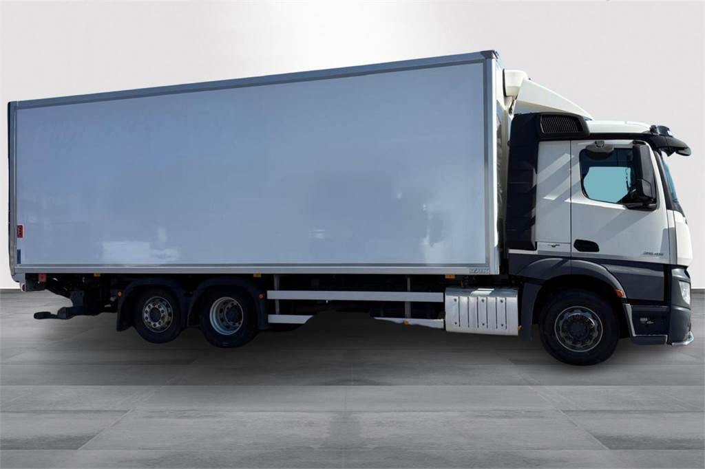 Mercedes-Benz ACTROS 2545L 8,4m KSA-kori - Грузовик с закрытым кузовом: фото 4 Mercedes-Benz ACTROS 2545L 8,4m KSA-kori - Грузовик с закрытым кузовом: фото 4