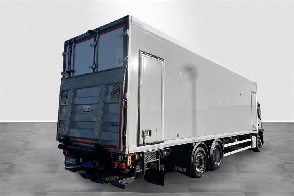 Mercedes-Benz ACTROS 2546L-6X2/ 60 FRC 07/2026 - Изотермический грузовик: фото 5 Mercedes-Benz ACTROS 2546L-6X2/ 60 FRC 07/2026 - Изотермический грузовик: фото 5