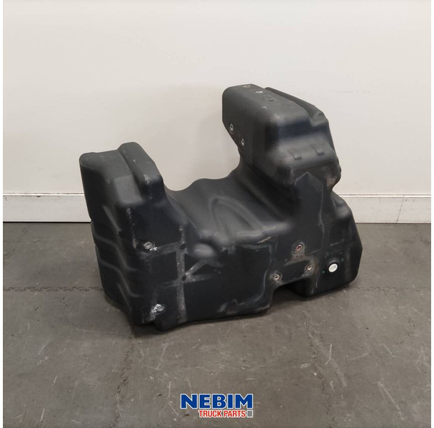 Volvo Volvo - 21732650 - Adblue tank 65L - Запчасти: фото 3 Volvo Volvo - 21732650 - Adblue tank 65L - Запчасти: фото 3