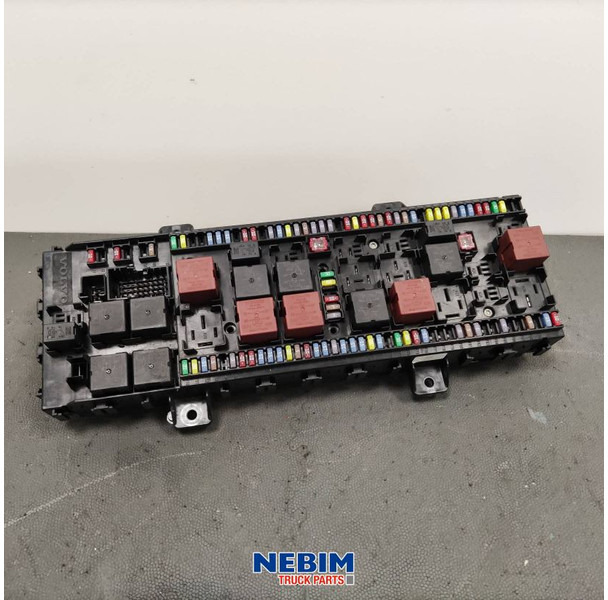 Volvo Volvo - 22821378 - Zekering en relaiscentrum - Запчасти для Грузовиков: фото 1 Volvo Volvo - 22821378 - Zekering en relaiscentrum - Запчасти для Грузовиков: фото 1