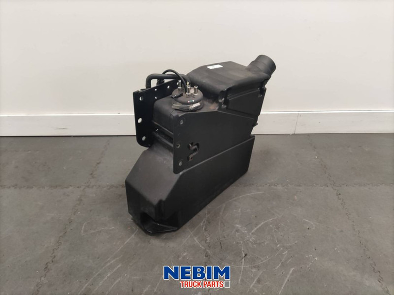 Volvo Volvo - 82169327 - Adblue tank 20L - Запчасти: фото 2 Volvo Volvo - 82169327 - Adblue tank 20L - Запчасти: фото 2