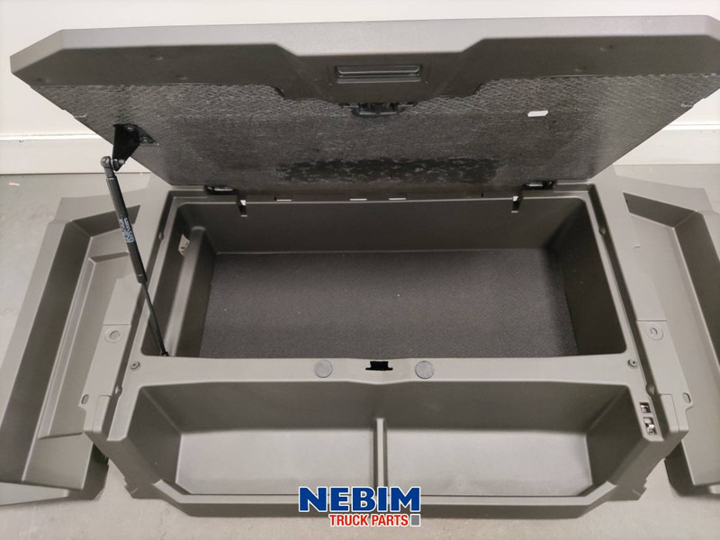 Volvo Volvo - 84430390 - Opbergvak onderbed FM4 - Запчасти: фото 2 Volvo Volvo - 84430390 - Opbergvak onderbed FM4 - Запчасти: фото 2