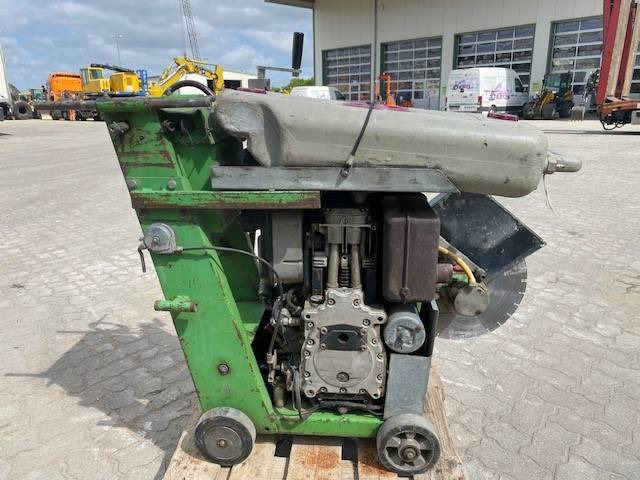Lissmac FS-16 D/I (12005321) - Строительная техника: фото 5 Lissmac FS-16 D/I (12005321) - Строительная техника: фото 5