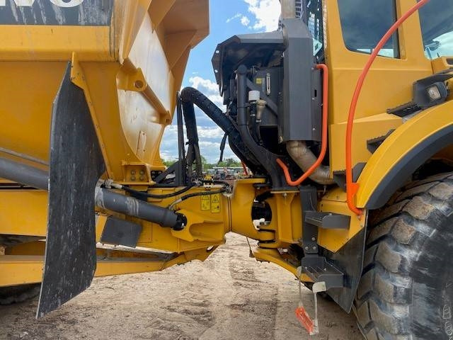 Сочленённый самосвал Volvo A 25 G MIETE / RENTAL (12001029): фото 18 Сочленённый самосвал Volvo A 25 G MIETE / RENTAL (12001029): фото 18