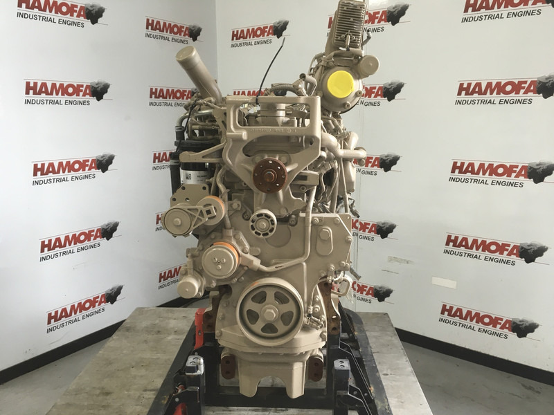 John Deere 4045HRT90 NEW - Строительная техника: фото 4 John Deere 4045HRT90 NEW - Строительная техника: фото 4