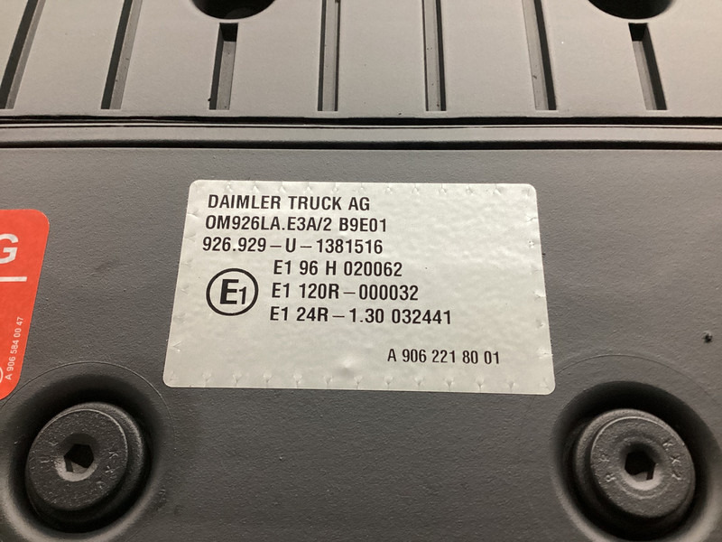 Mercedes-Benz OM 926.929 NEW - Строительная техника: фото 5 Mercedes-Benz OM 926.929 NEW - Строительная техника: фото 5