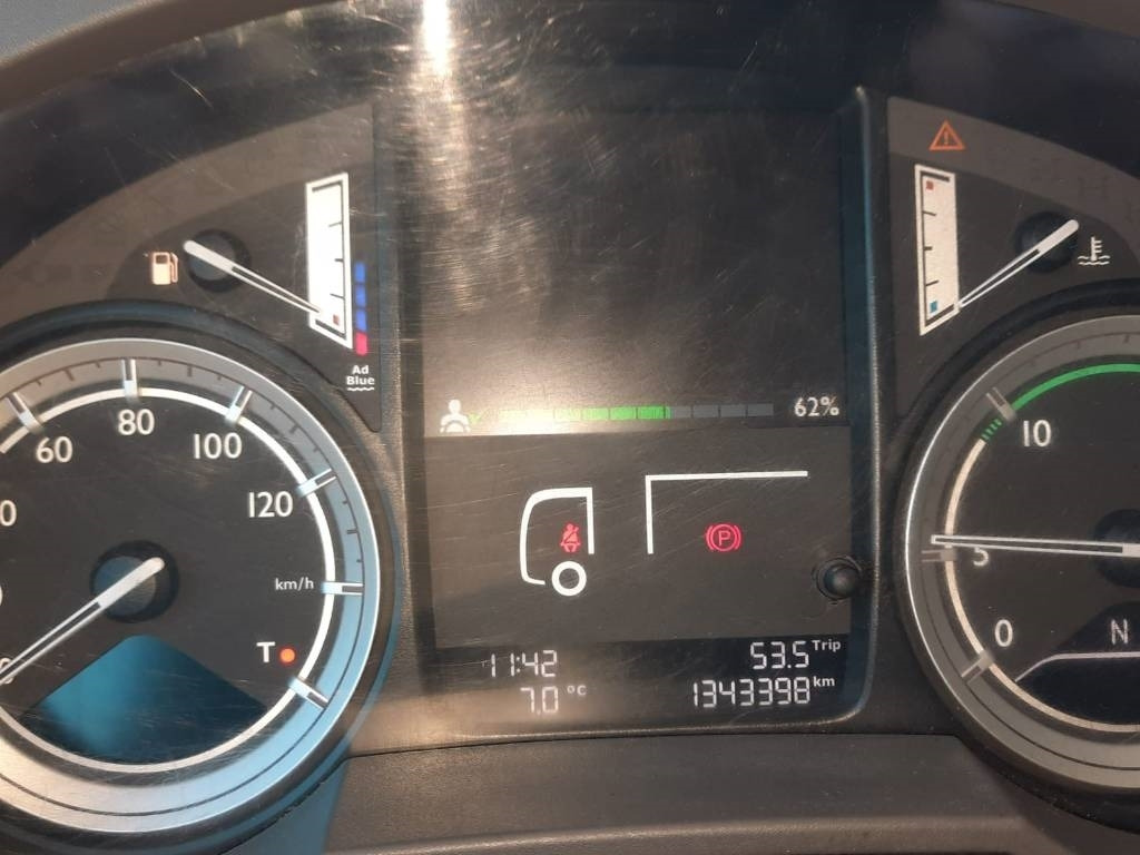 Грузовик бортовой/ Платформа DAF XF460: фото 8