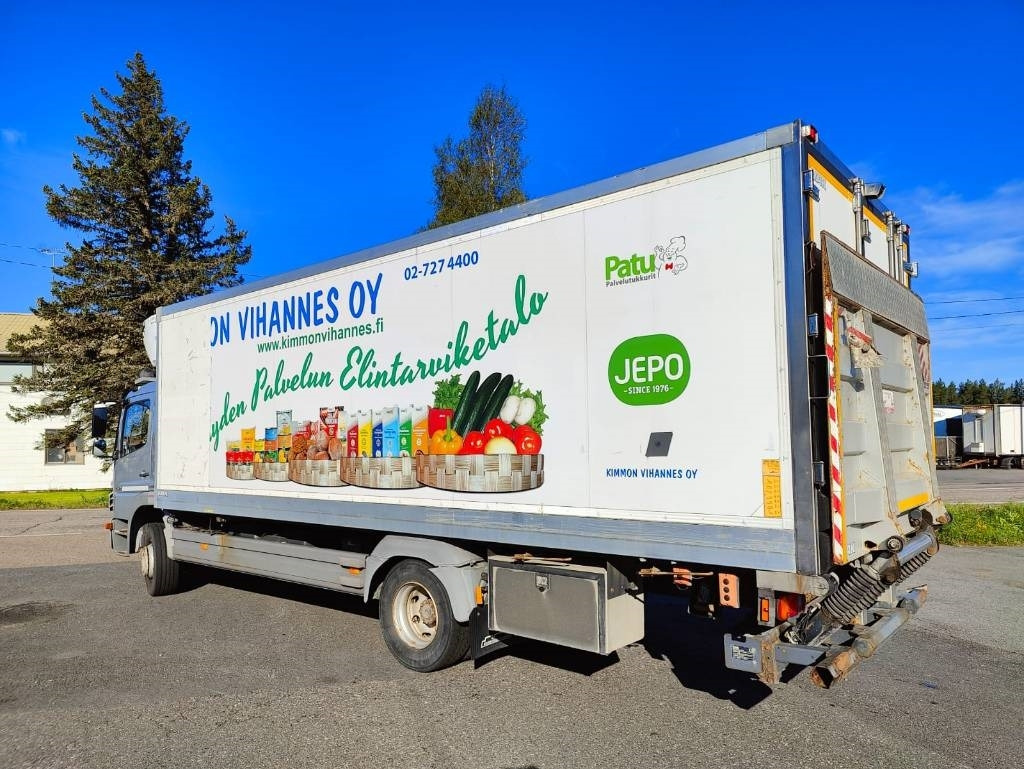 Mercedes-Benz Atego 1524  - Грузовик с закрытым кузовом: фото 3 Mercedes-Benz Atego 1524  - Грузовик с закрытым кузовом: фото 3