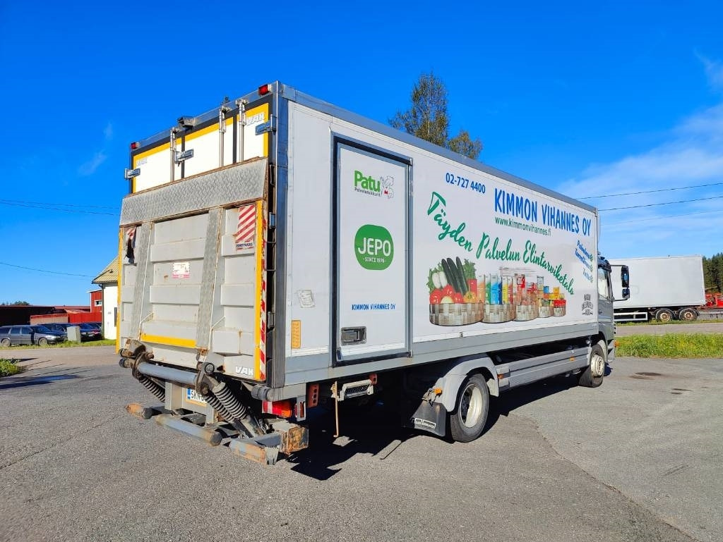 Mercedes-Benz Atego 1524  - Грузовик с закрытым кузовом: фото 4 Mercedes-Benz Atego 1524  - Грузовик с закрытым кузовом: фото 4