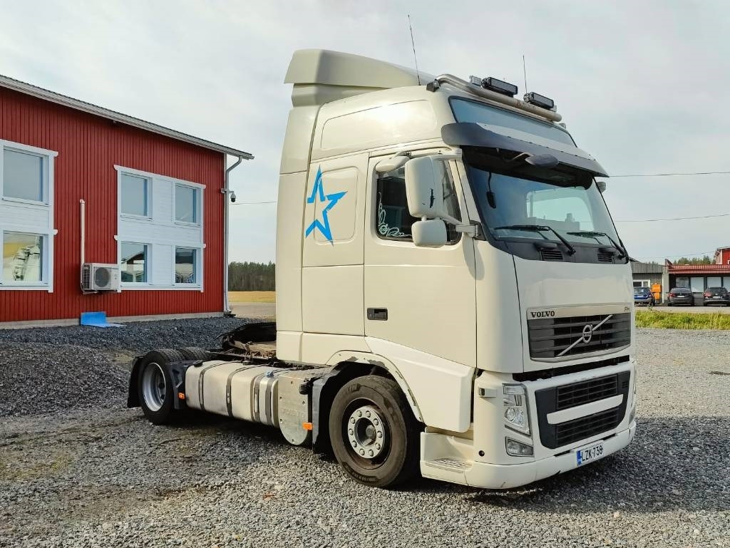 Volvo FH 13  - Тягач: фото 2 Volvo FH 13  - Тягач: фото 2