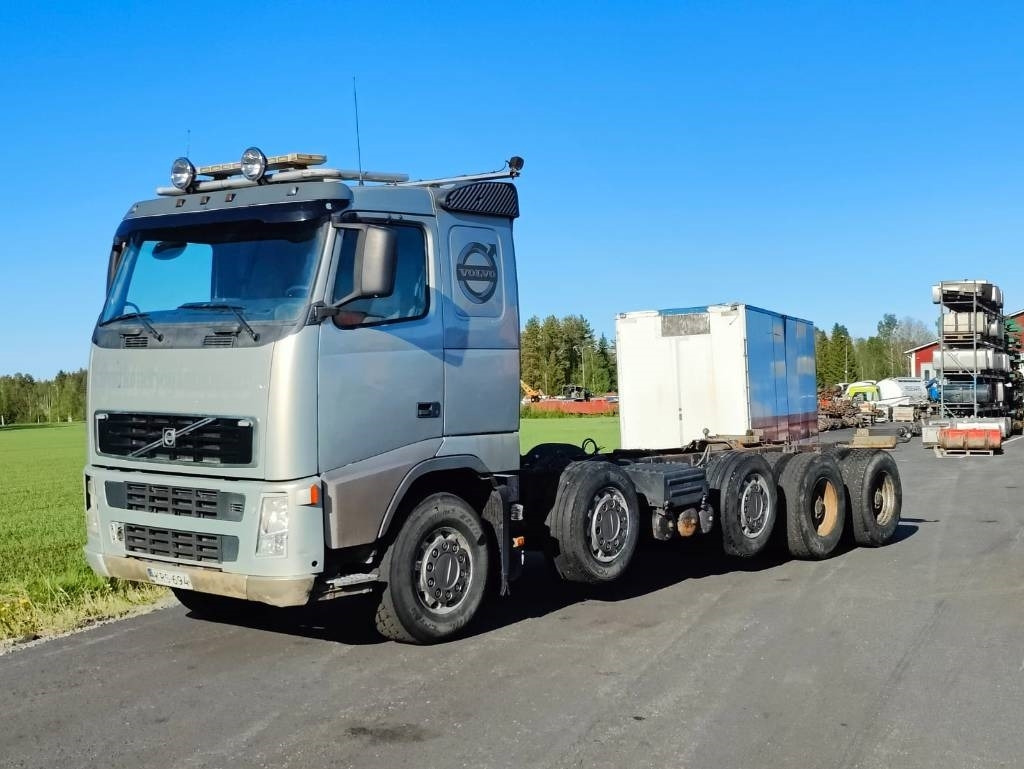Volvo FH 12 - Грузовик-шасси: фото 1 Volvo FH 12 - Грузовик-шасси: фото 1