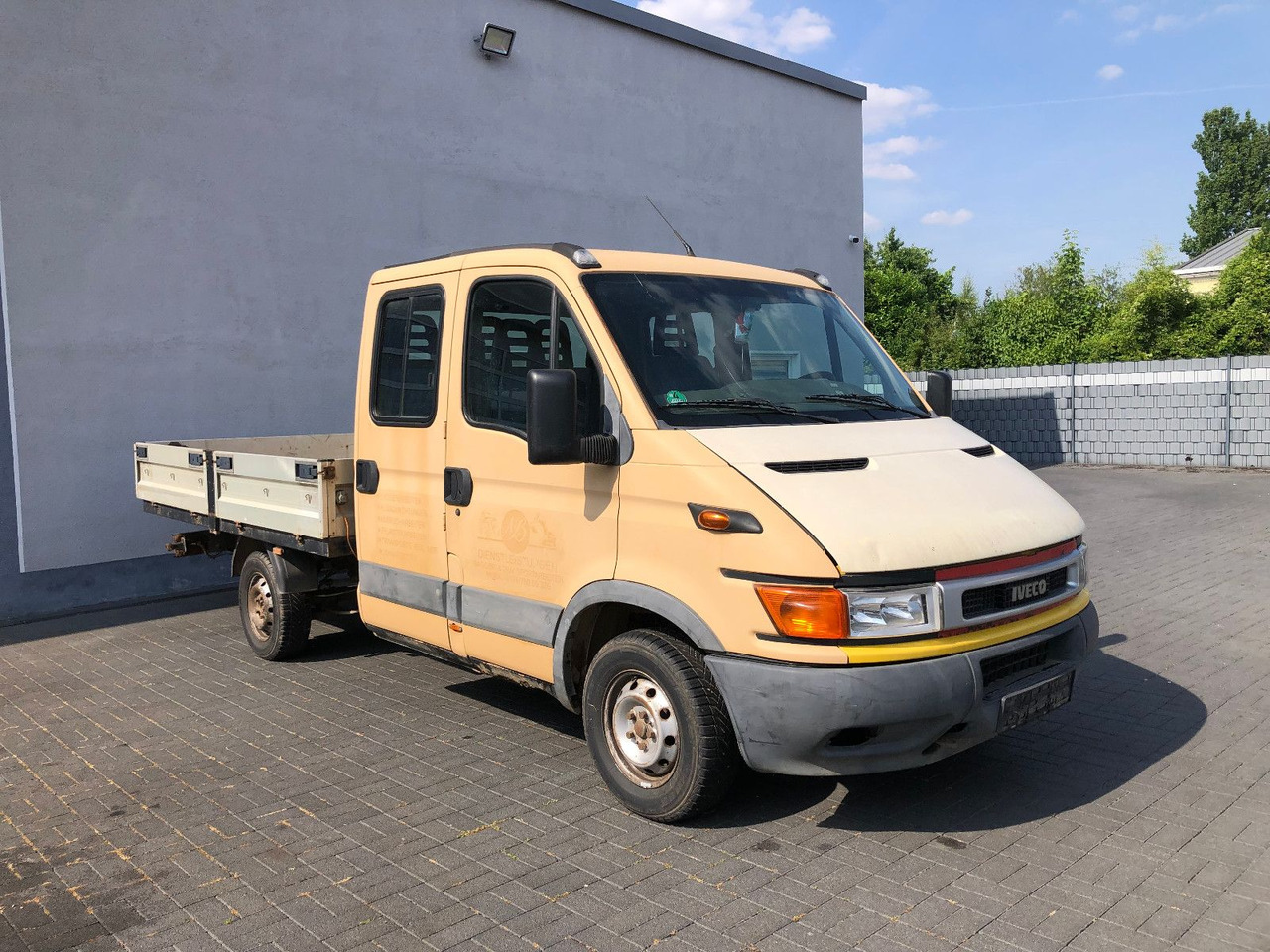 Iveco Daily 2.8 - 33 L 11 DoKa TÜV 3-2026 - Малотоннажный бортовой грузовик, Грузопассажирский фургон: фото 3 Iveco Daily 2.8 - 33 L 11 DoKa TÜV 3-2026 - Малотоннажный бортовой грузовик, Грузопассажирский фургон: фото 3