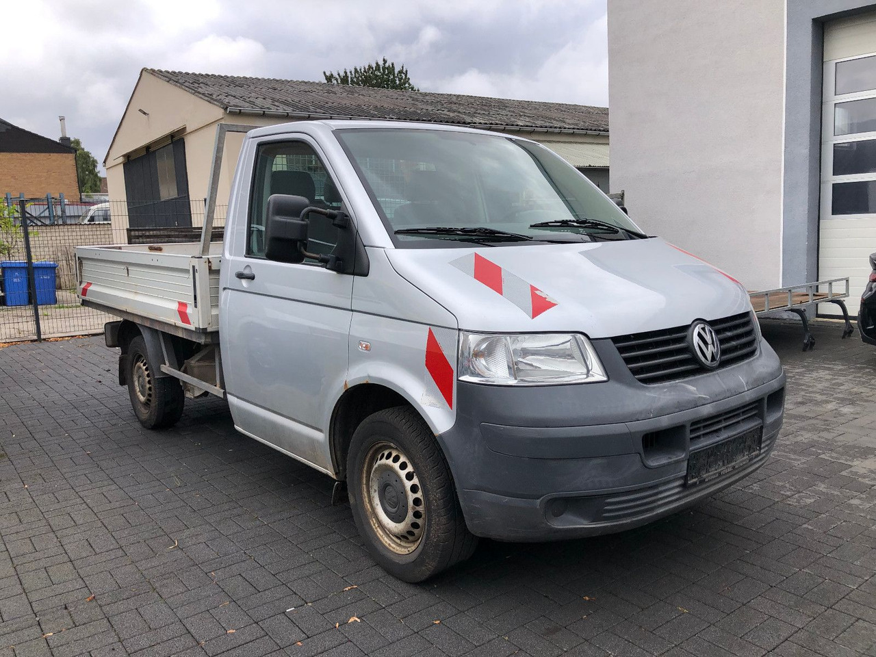Volkswagen T5 1.9 TDI Transporter Pritsche - Малотоннажный бортовой грузовик: фото 3 Volkswagen T5 1.9 TDI Transporter Pritsche - Малотоннажный бортовой грузовик: фото 3