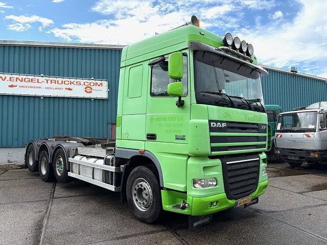 DAF XF 105.460 8x2 CHASSIS WITH MULTILIFT SYSTEM (ZF16 MANUAL GEARBOX / MX-BRAKE / 9.000 KG. FRONT-AXLE / LIFT-AXLES / FRIDGE / ETC. - Грузовик-контейнеровоз/ Сменный кузов: фото 2 DAF XF 105.460 8x2 CHASSIS WITH MULTILIFT SYSTEM (ZF16 MANUAL GEARBOX / MX-BRAKE / 9.000 KG. FRONT-AXLE / LIFT-AXLES / FRIDGE / ETC. - Грузовик-контейнеровоз/ Сменный кузов: фото 2