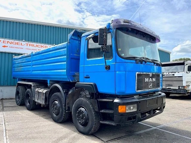 MAN 41.464 F2000 8X4 FULL STEEL KIPPER (EURO 2 / ZF16 MANUAL GEARBOX / ZF-INTARDER / FULL STEEL SUSPENSION / REDUCTION AXLES) - Самосвал: фото 2 MAN 41.464 F2000 8X4 FULL STEEL KIPPER (EURO 2 / ZF16 MANUAL GEARBOX / ZF-INTARDER / FULL STEEL SUSPENSION / REDUCTION AXLES) - Самосвал: фото 2