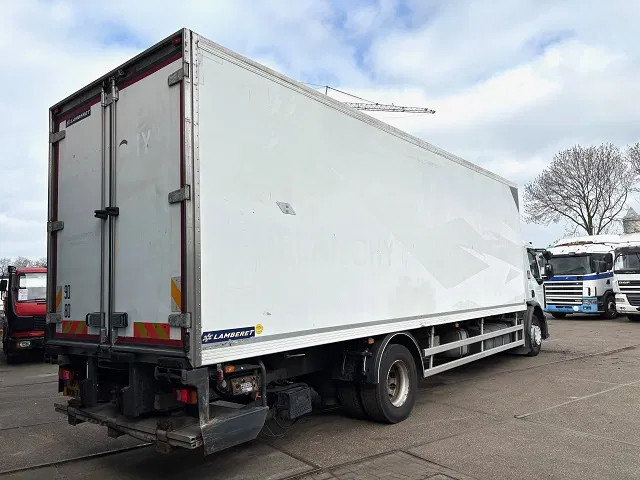 Renault D 19 D320 SLEEPERCAB 4x2 LAMBERET / THERMOKING (EURO 6 / RETARDER / AUTOMATIC GEARBOX / AIRCONDITIONING) - Рефрижератор: фото 3 Renault D 19 D320 SLEEPERCAB 4x2 LAMBERET / THERMOKING (EURO 6 / RETARDER / AUTOMATIC GEARBOX / AIRCONDITIONING) - Рефрижератор: фото 3