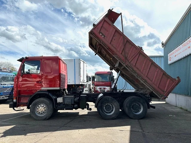 Scania R143-420 V8 6x4 FULL STEEL MEILLER KIPPER (MANUAL GEARBOX / FULL STEEL SUSPENSION / REDUCTION AXLES / HYDRAILIC KIT) - Самосвал: фото 2 Scania R143-420 V8 6x4 FULL STEEL MEILLER KIPPER (MANUAL GEARBOX / FULL STEEL SUSPENSION / REDUCTION AXLES / HYDRAILIC KIT) - Самосвал: фото 2
