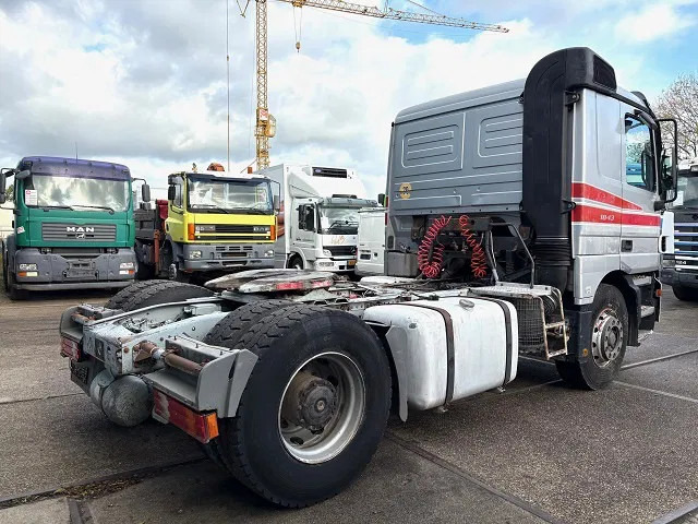 Mercedes-Benz Actros 1843 LS SLEEPERCAB (MP1) (ZF16 MANUAL GEARBOX / REDUCTION AXLES / AIRCONDITIONING / ETC.) - Тягач: фото 3 Mercedes-Benz Actros 1843 LS SLEEPERCAB (MP1) (ZF16 MANUAL GEARBOX / REDUCTION AXLES / AIRCONDITIONING / ETC.) - Тягач: фото 3