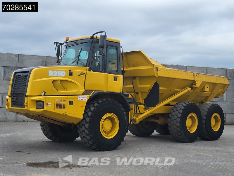 BELL B25 D - Сочленённый самосвал: фото 2 BELL B25 D - Сочленённый самосвал: фото 2
