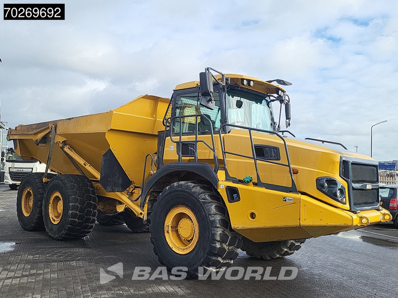 BELL B30 E - Сочленённый самосвал: фото 3 BELL B30 E - Сочленённый самосвал: фото 3