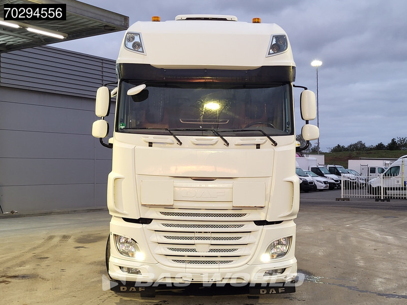 DAF XF 460 6X2 2000kg Ladebordwand Retarder Lift-Steering Axle Euro 6 - Грузовик с закрытым кузовом: фото 5 DAF XF 460 6X2 2000kg Ladebordwand Retarder Lift-Steering Axle Euro 6 - Грузовик с закрытым кузовом: фото 5