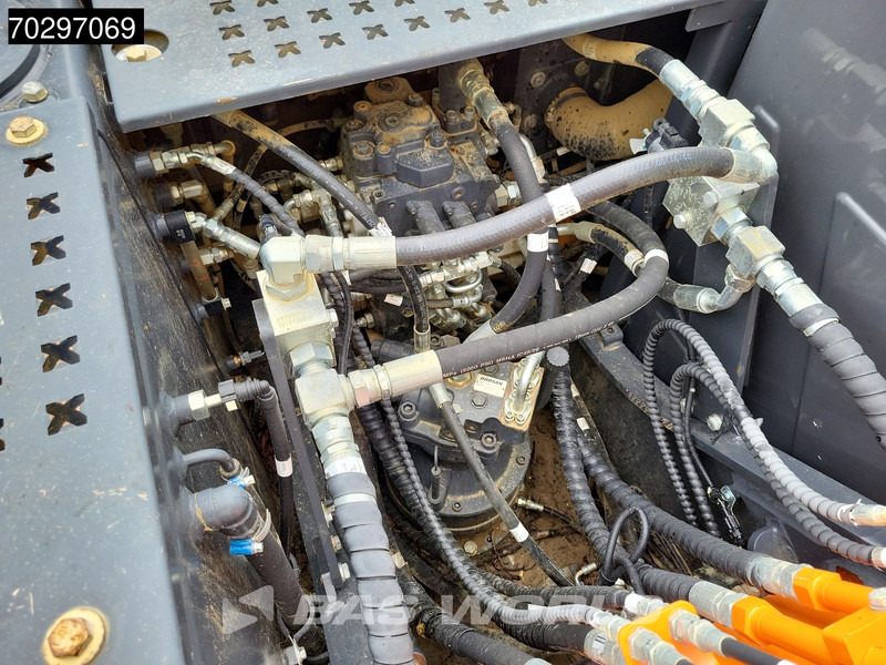 Гусеничный экскаватор Doosan DX140 LC-5: фото 18