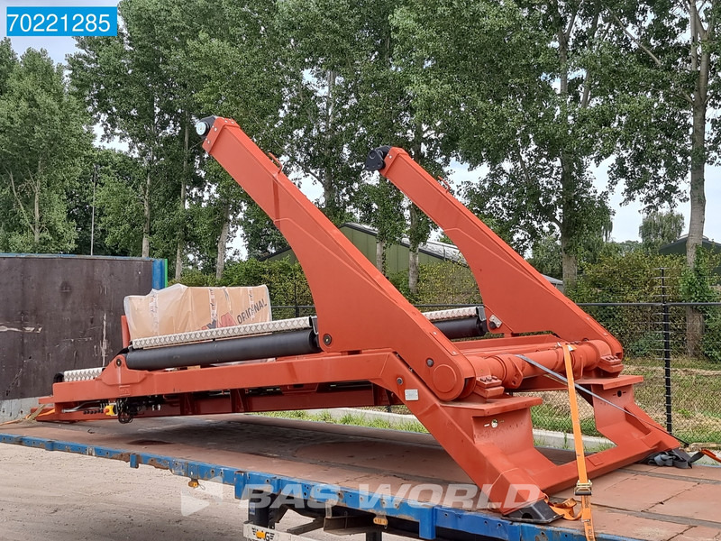 HYVA NG 2018 VAXL 6X2 18 tons HYVA SKIPLOADER ABSETZKIPPER 6x2 - Портальный бункеровоз: фото 2 HYVA NG 2018 VAXL 6X2 18 tons HYVA SKIPLOADER ABSETZKIPPER 6x2 - Портальный бункеровоз: фото 2