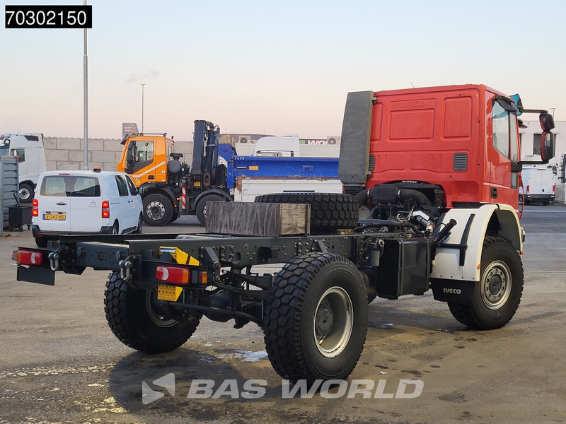 Iveco Eurocargo 150E300 4X4 NEW! 15T chassis 2017 production Euro 5 - Грузовик-шасси: фото 5 Iveco Eurocargo 150E300 4X4 NEW! 15T chassis 2017 production Euro 5 - Грузовик-шасси: фото 5