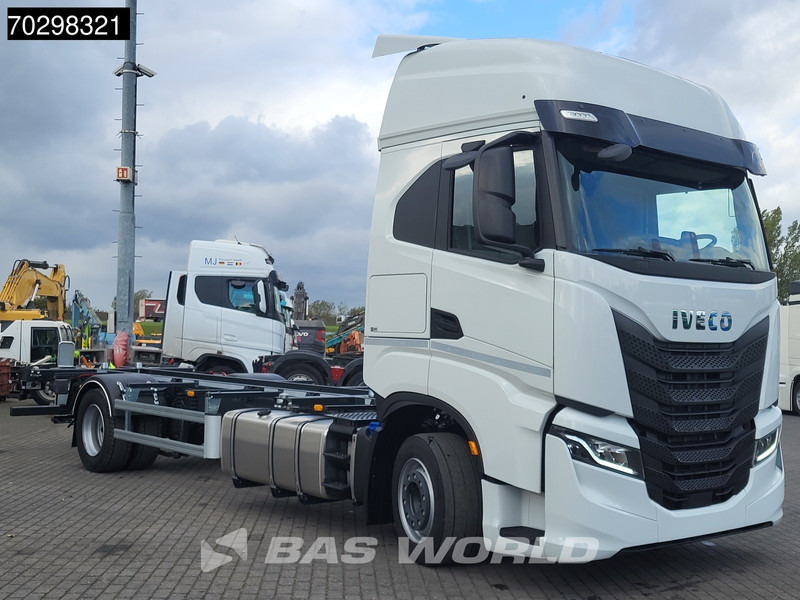 Iveco S-Way 460 4X2 NEW! BDF Navi ACC LED Automatic Euro 6 - Грузовик-контейнеровоз/ Сменный кузов: фото 3 Iveco S-Way 460 4X2 NEW! BDF Navi ACC LED Automatic Euro 6 - Грузовик-контейнеровоз/ Сменный кузов: фото 3
