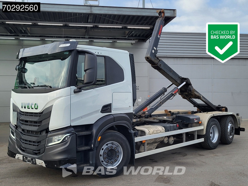 Iveco X-Way 460 6X2 Retarder HIAB 21S59 Lift+Steering-Axle Navi Automatic ACC Euro 6 - Крюковой мультилифт: фото 1 Iveco X-Way 460 6X2 Retarder HIAB 21S59 Lift+Steering-Axle Navi Automatic ACC Euro 6 - Крюковой мультилифт: фото 1