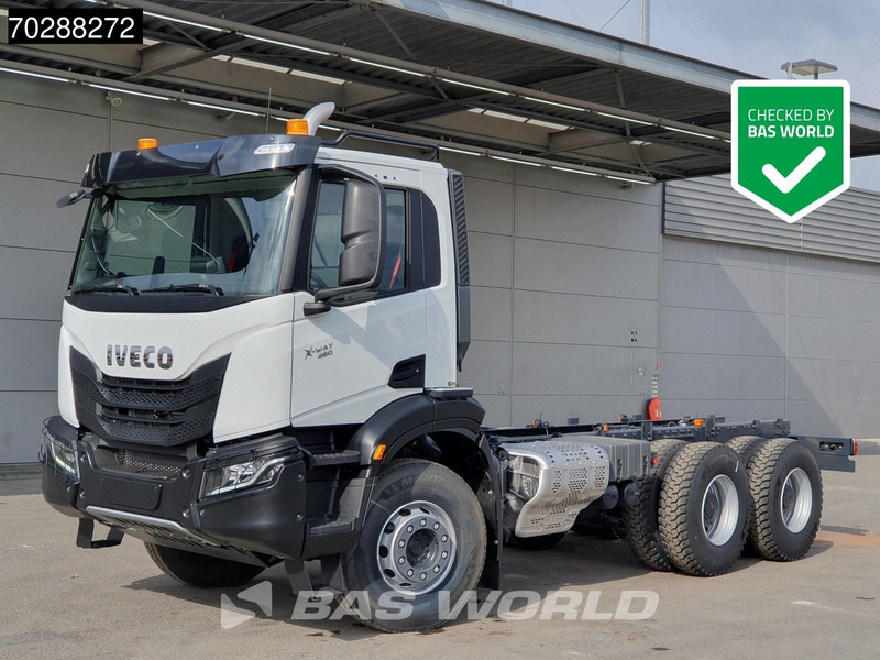Iveco X-Way 460 6X4 New! Retarder steelsuspension Big-Axle Automatic Navi Euro 6 - Грузовик-шасси: фото 1 Iveco X-Way 460 6X4 New! Retarder steelsuspension Big-Axle Automatic Navi Euro 6 - Грузовик-шасси: фото 1
