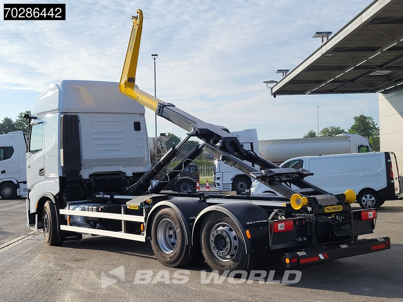 Iveco X-Way 580 6X2 NEW Palfinger PHT20SLD5 Hooklift Lift+steering Axle Automatic Navi ACC LED - Крюковой мультилифт: фото 2 Iveco X-Way 580 6X2 NEW Palfinger PHT20SLD5 Hooklift Lift+steering Axle Automatic Navi ACC LED - Крюковой мультилифт: фото 2