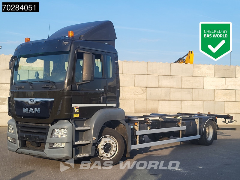 MAN TGS 18.360 834 4X2 19tonner BDF Automatic Navi Euro 6 - Грузовик-контейнеровоз/ Сменный кузов: фото 1 MAN TGS 18.360 834 4X2 19tonner BDF Automatic Navi Euro 6 - Грузовик-контейнеровоз/ Сменный кузов: фото 1