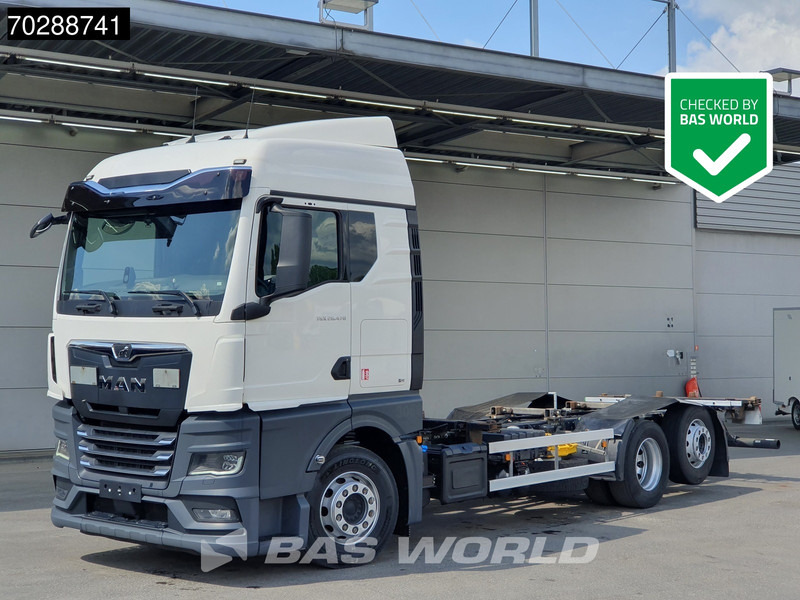 MAN TGX 26.470 6X2 BDF Retarder Liftachse LED Euro 6 - Грузовик-контейнеровоз/ Сменный кузов: фото 1 MAN TGX 26.470 6X2 BDF Retarder Liftachse LED Euro 6 - Грузовик-контейнеровоз/ Сменный кузов: фото 1