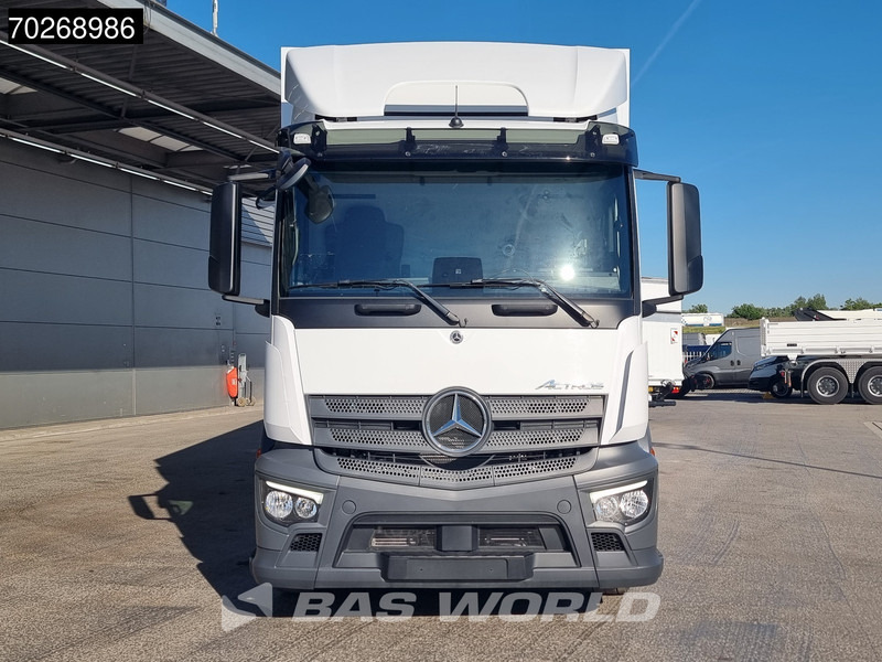 Mercedes-Benz Actros 2532 6X2 NEW 2000kg Ladebordwand Navi Lenkachse Euro 6 - Грузовик с закрытым кузовом: фото 2 Mercedes-Benz Actros 2532 6X2 NEW 2000kg Ladebordwand Navi Lenkachse Euro 6 - Грузовик с закрытым кузовом: фото 2
