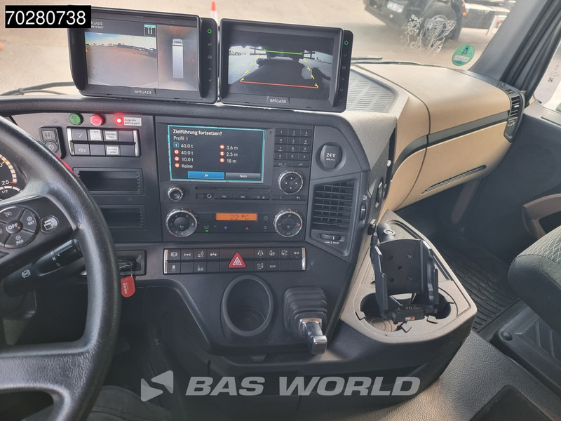 Грузовик с закрытым кузовом Mercedes-Benz Actros 2543 6X2 Combi Retarder ACC Navi Ladebordwand 360°camera Euro 6: фото 19