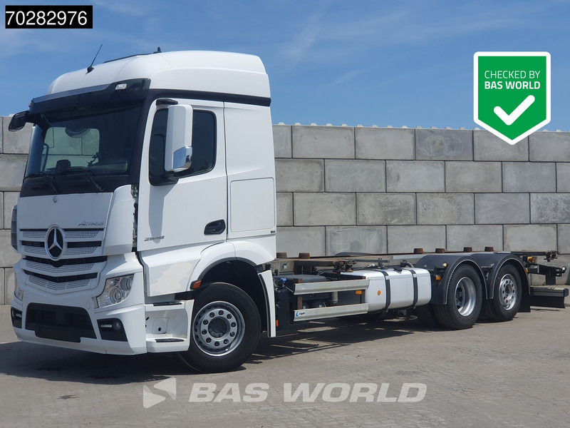 Mercedes-Benz Actros 2548 Actros 6X2 ACC Xenon Liftachse Euro 6 - Грузовик-контейнеровоз/ Сменный кузов: фото 1 Mercedes-Benz Actros 2548 Actros 6X2 ACC Xenon Liftachse Euro 6 - Грузовик-контейнеровоз/ Сменный кузов: фото 1