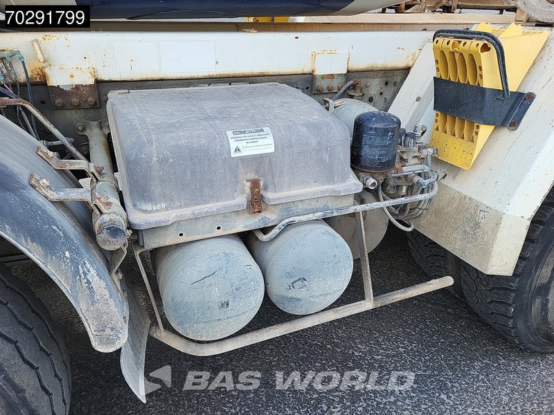Автобетоносмеситель Mercedes-Benz Actros 3241 8X4 9m3 Schwing Stetter Retarder Big-Axle Steelsuspension 3-Pedals Euro 4: фото 16