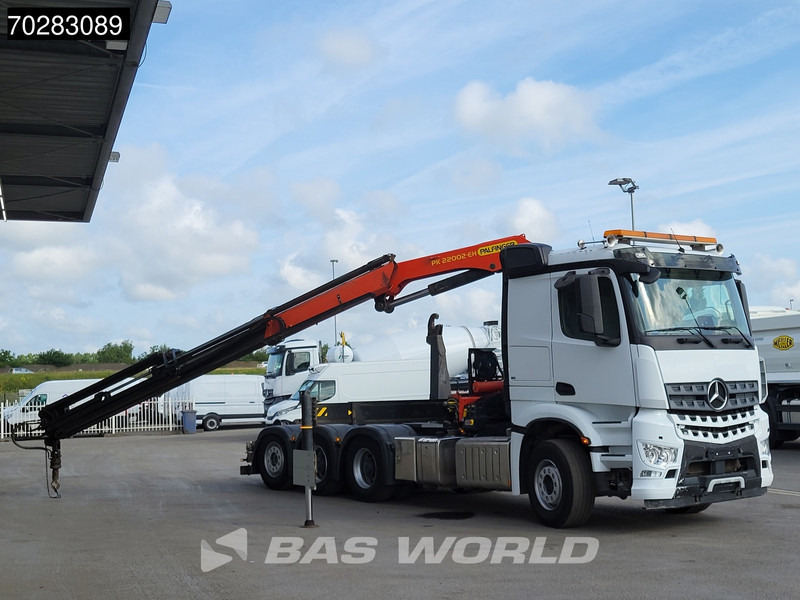 Mercedes-Benz Actros 3245 Actros 8X4 Palfinger PK22002 EH Crane 17tons hooklift Big-Axle Lift+Lenkachse Navi Euro 6 - Крюковой мультилифт, Автоманипулятор: фото 3 Mercedes-Benz Actros 3245 Actros 8X4 Palfinger PK22002 EH Crane 17tons hooklift Big-Axle Lift+Lenkachse Navi Euro 6 - Крюковой мультилифт, Автоманипулятор: фото 3
