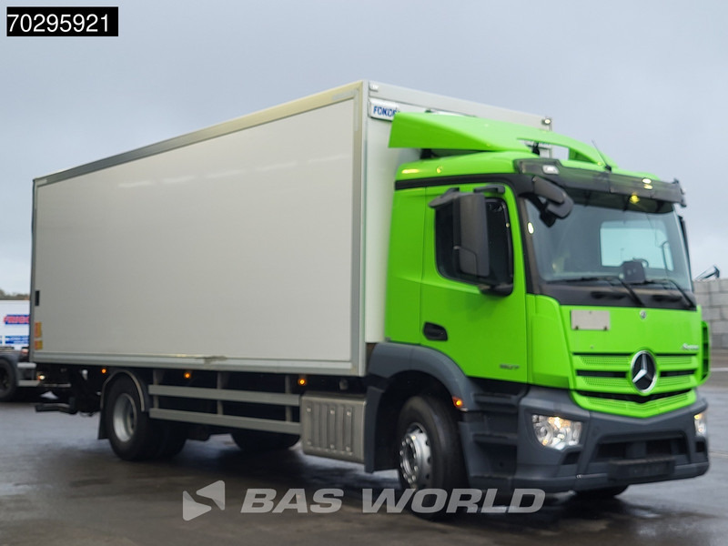 Mercedes-Benz Antos 1827 4X2 2000kg Ladebordwand box heating Automatic Xenon Euro 6 - Грузовик с закрытым кузовом: фото 3 Mercedes-Benz Antos 1827 4X2 2000kg Ladebordwand box heating Automatic Xenon Euro 6 - Грузовик с закрытым кузовом: фото 3