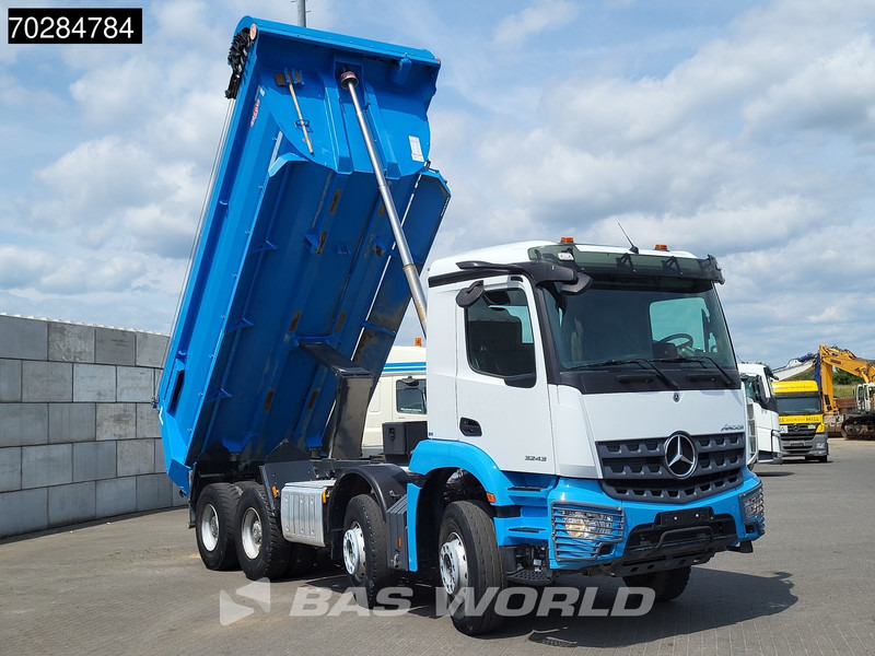 Mercedes-Benz Arocs 3243 8X4 16m3 tipper Big-Axle Steelsuspension Automatic Navi Euro 6 - Самосвал: фото 3 Mercedes-Benz Arocs 3243 8X4 16m3 tipper Big-Axle Steelsuspension Automatic Navi Euro 6 - Самосвал: фото 3