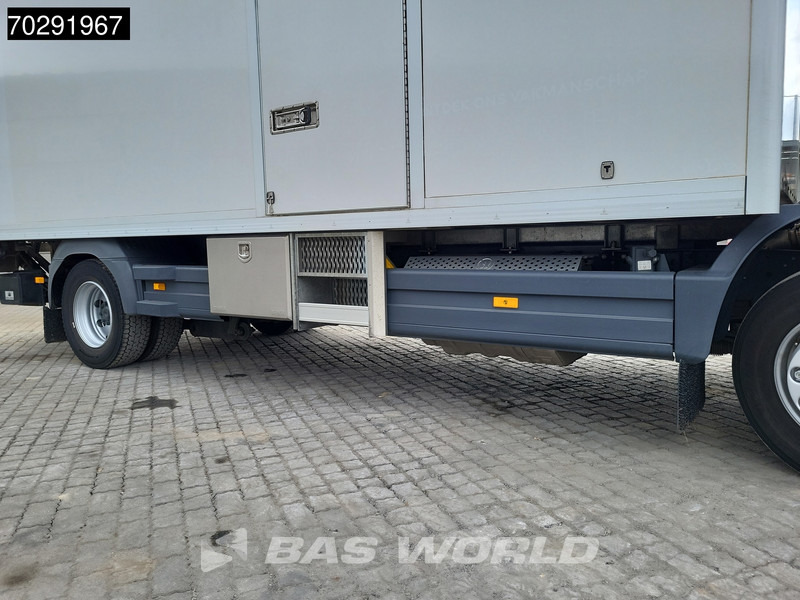 Грузовик с закрытым кузовом Mercedes-Benz Atego 1221 Atego 4X2 1500kg Ladebordwand Automatic Navi Euro 6: фото 12