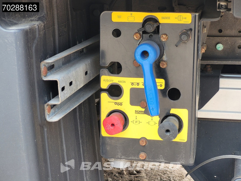 Полуприцеп-рефрижератор Schmitz Cargobull Carrier 3 axles Doppelverdampfer Tailgate Palettenkasten Blumenbreit LBW: фото 12 Полуприцеп-рефрижератор Schmitz Cargobull Carrier 3 axles Doppelverdampfer Tailgate Palettenkasten Blumenbreit LBW: фото 12