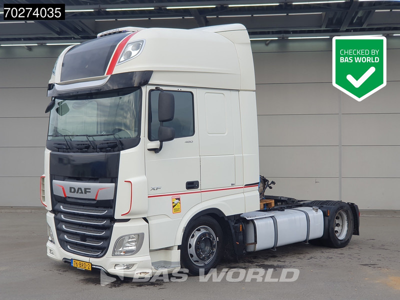 DAF XF 480 XF 4X2 DAMAGED! NL-Truck Mega Retarder 2X Tanks ACC Standklima Euro 6 - Тягач: фото 1 DAF XF 480 XF 4X2 DAMAGED! NL-Truck Mega Retarder 2X Tanks ACC Standklima Euro 6 - Тягач: фото 1