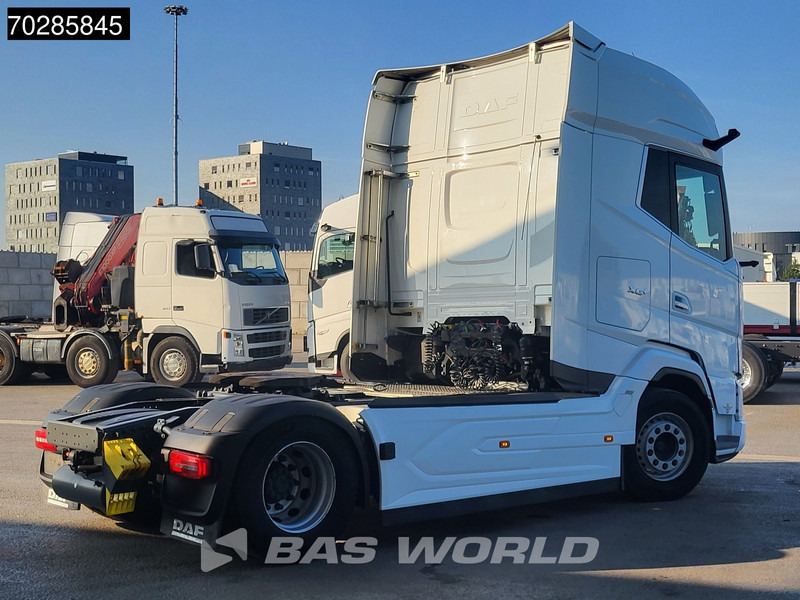 DAF XG+ 530 XG+ 4X2 XG+ Retarder MirrorCam 2xTanks Standklima ACC Navi LED Euro 6 - Тягач: фото 5 DAF XG+ 530 XG+ 4X2 XG+ Retarder MirrorCam 2xTanks Standklima ACC Navi LED Euro 6 - Тягач: фото 5