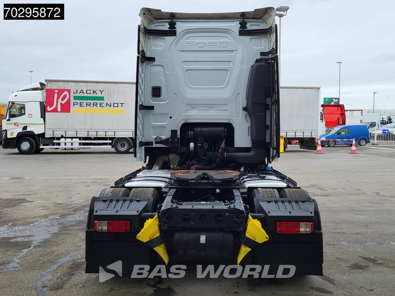 Ford F-Max 500 4X2 Retarder Standairco 2xTanks ACC LED Euro 6 - Тягач: фото 3 Ford F-Max 500 4X2 Retarder Standairco 2xTanks ACC LED Euro 6 - Тягач: фото 3