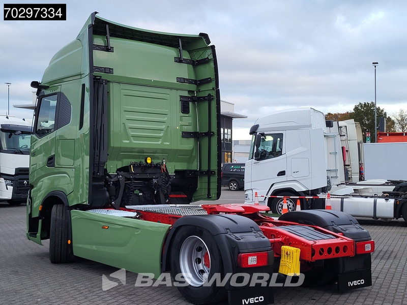 Iveco S-Way 580 4X2 NEW! Standklima Navi ACC LED Euro 6 - Тягач: фото 2 Iveco S-Way 580 4X2 NEW! Standklima Navi ACC LED Euro 6 - Тягач: фото 2