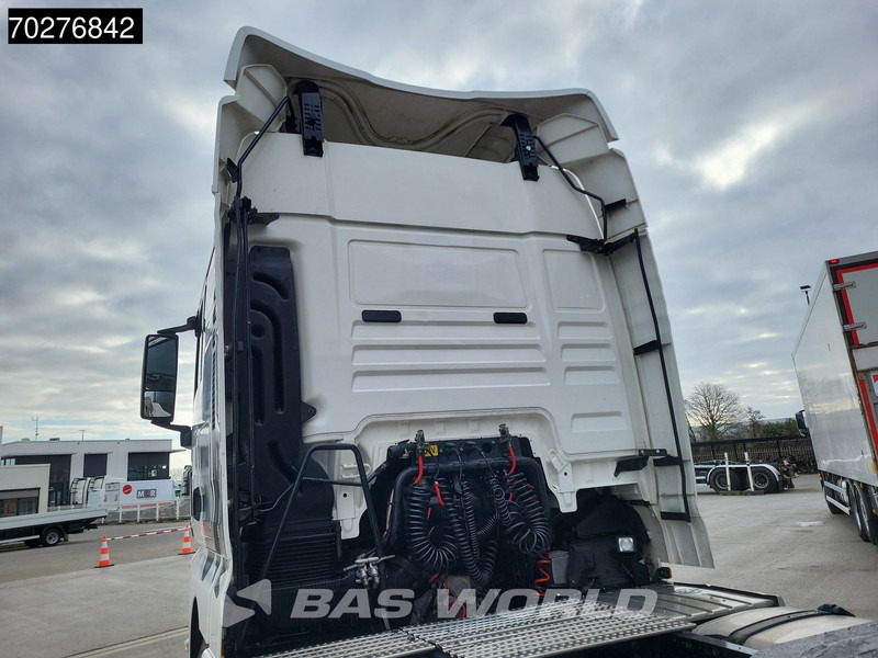 MAN TGX 18.460 4X2 XLX 2x Tanks - Тягач: фото 3 MAN TGX 18.460 4X2 XLX 2x Tanks - Тягач: фото 3