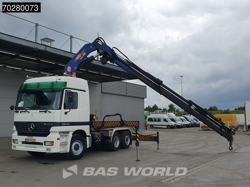 Mercedes-Benz Actros 2543 Actros 6X2 NL-Truck Liftachse 3-Pedals Kran PM 40 SP Euro 3 - Тягач: фото 5 Mercedes-Benz Actros 2543 Actros 6X2 NL-Truck Liftachse 3-Pedals Kran PM 40 SP Euro 3 - Тягач: фото 5